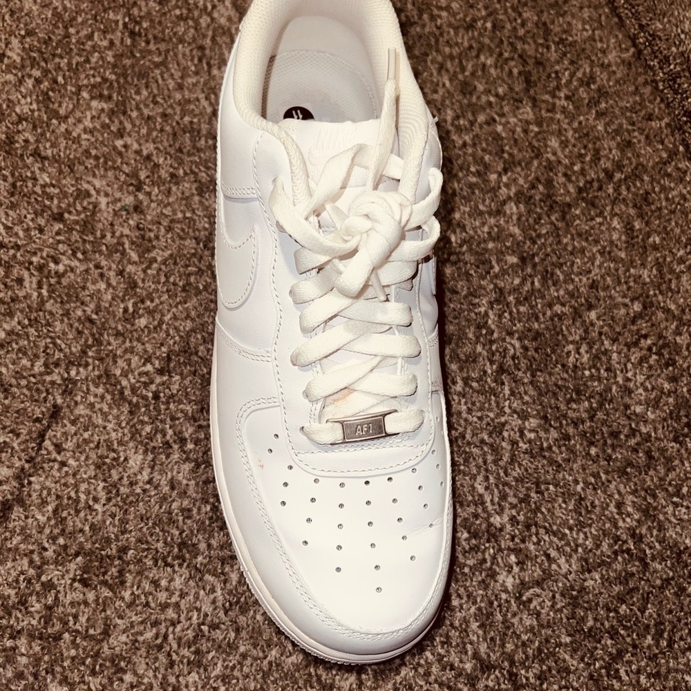 Nike Men's AF1 White Sneakers - Picture 2 of 5